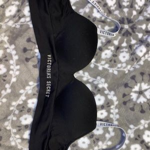 Victoria Secret Wireless Push Up Bra